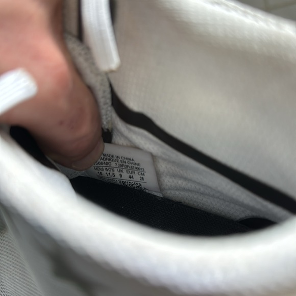 Converse Men’s Reflective Hightop Sneakers. - Picture 5 of 5